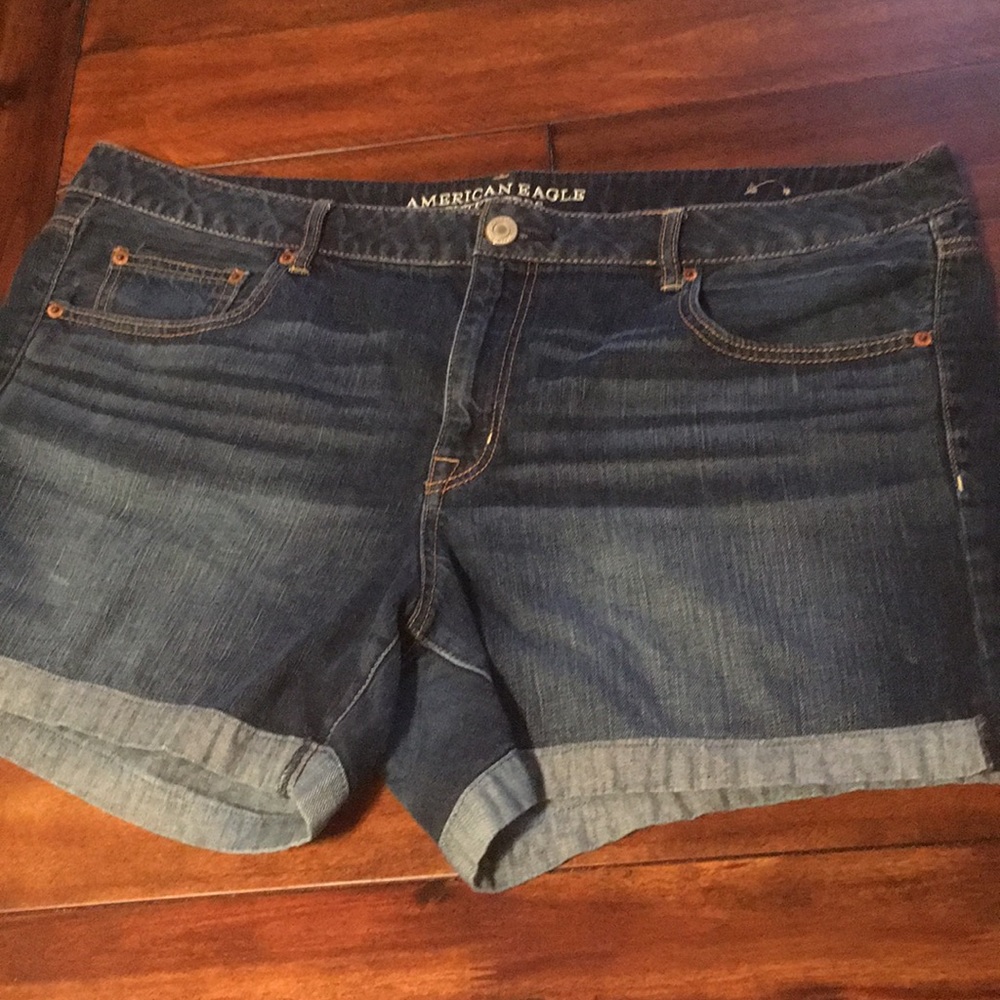 American Eagle jean shorts. Size 18
